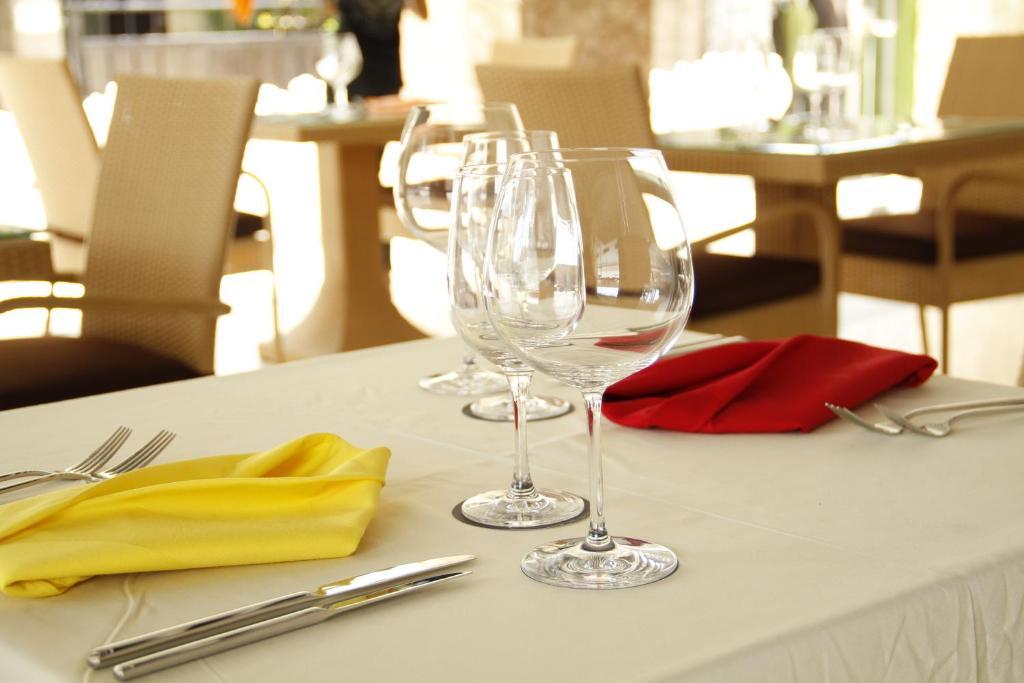 Kuta Angel Hotel - Luxurious Living Экстерьер фото