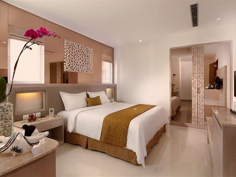 Kuta Angel Hotel - Luxurious Living Экстерьер фото